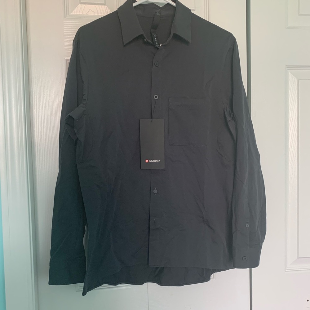 Lululemon Commission Long Sleeve - Size Small, Black